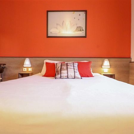 Ace Hotel Travel Athee Sur Cher Екстер'єр фото