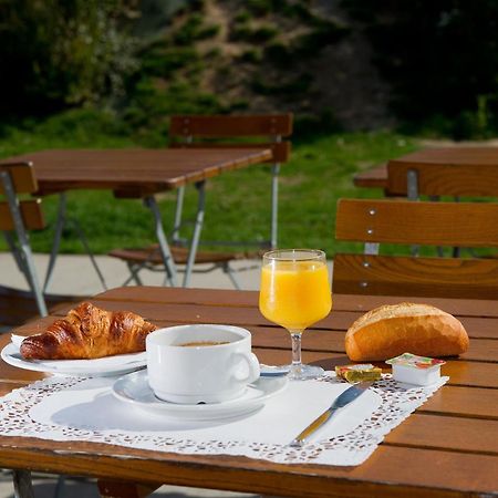 Ace Hotel Travel Athee Sur Cher Екстер'єр фото